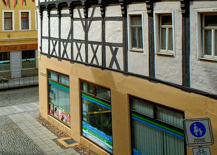 Sweethome Lutherstadt - Zentral Gelegen In Ruhiger Seitenstrasse, Inklusive Parkplatz Und 2 Min Fussweg Zur Schlosskirche