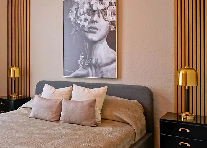 Sweethome Lutherstadt - Zentral Gelegen In Ruhiger Seitenstrasse, Inklusive Parkplatz Und 2 Min Fussweg Zur Schlosskirche 아파트 Wittenberg